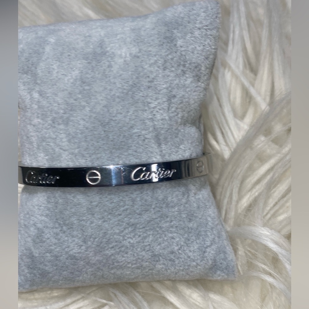 Fashion designer  Silver Love Bracelet